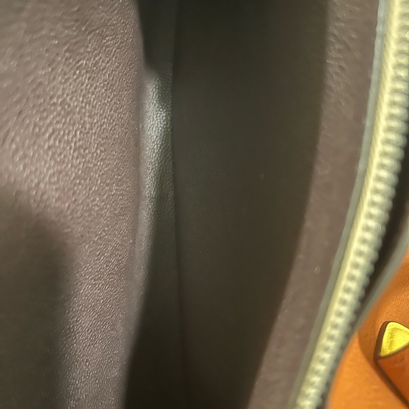 Lora Carryall In Colorblock Signature - Picture 8 of 8